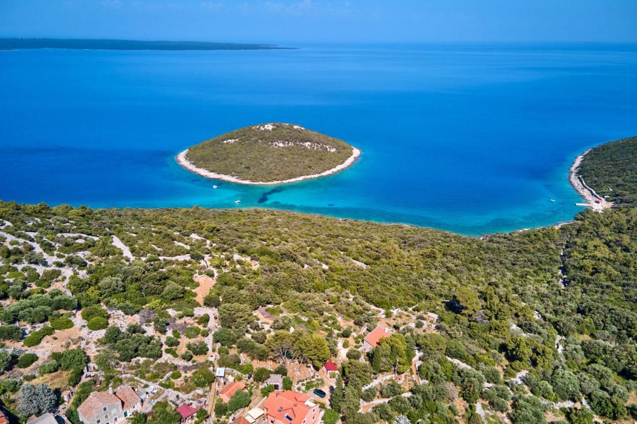 Apartments And Rooms With Parking Space Cunski, Losinj - 2498 외부 사진