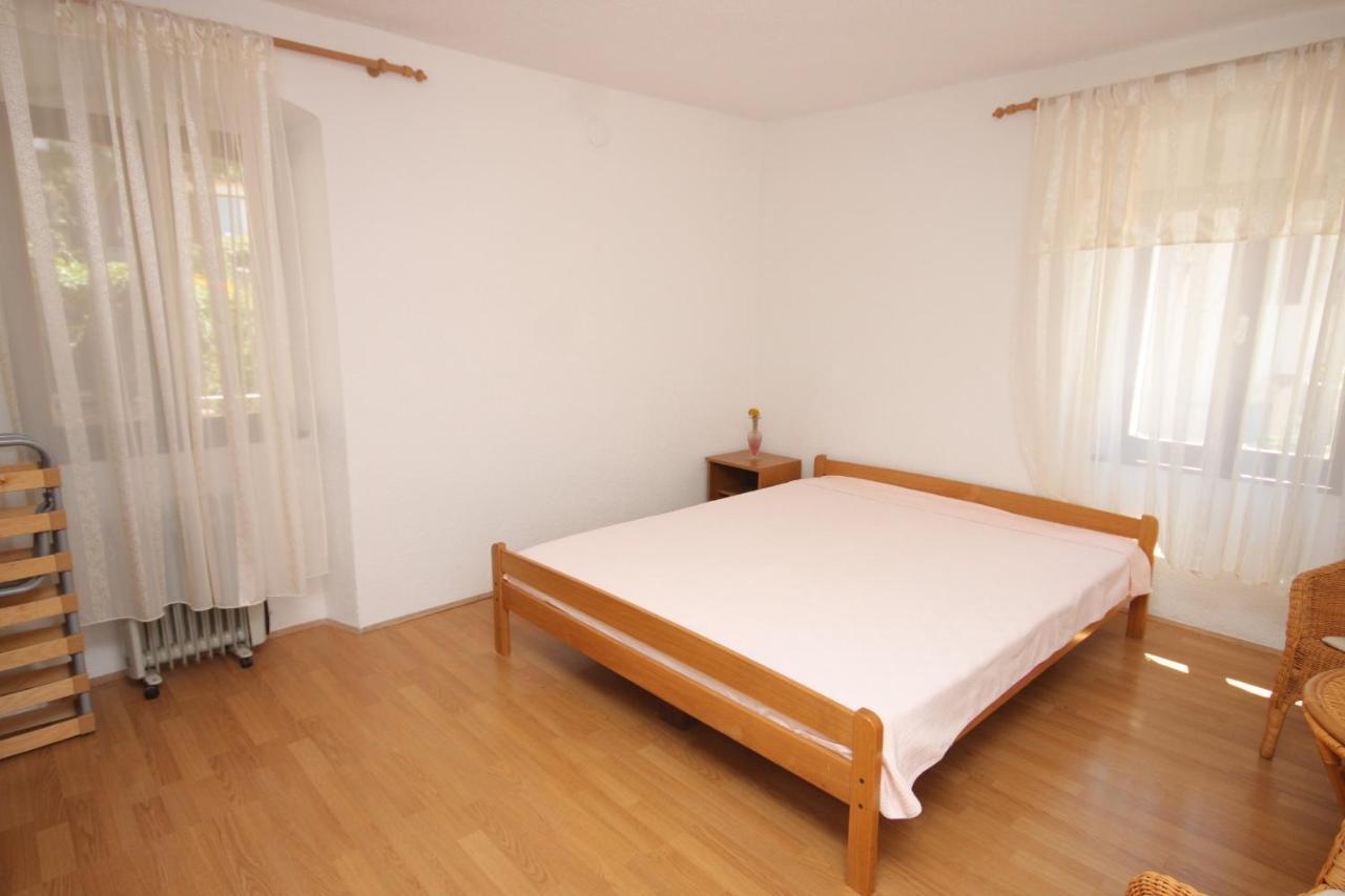 Apartments And Rooms With Parking Space Cunski, Losinj - 2498 외부 사진
