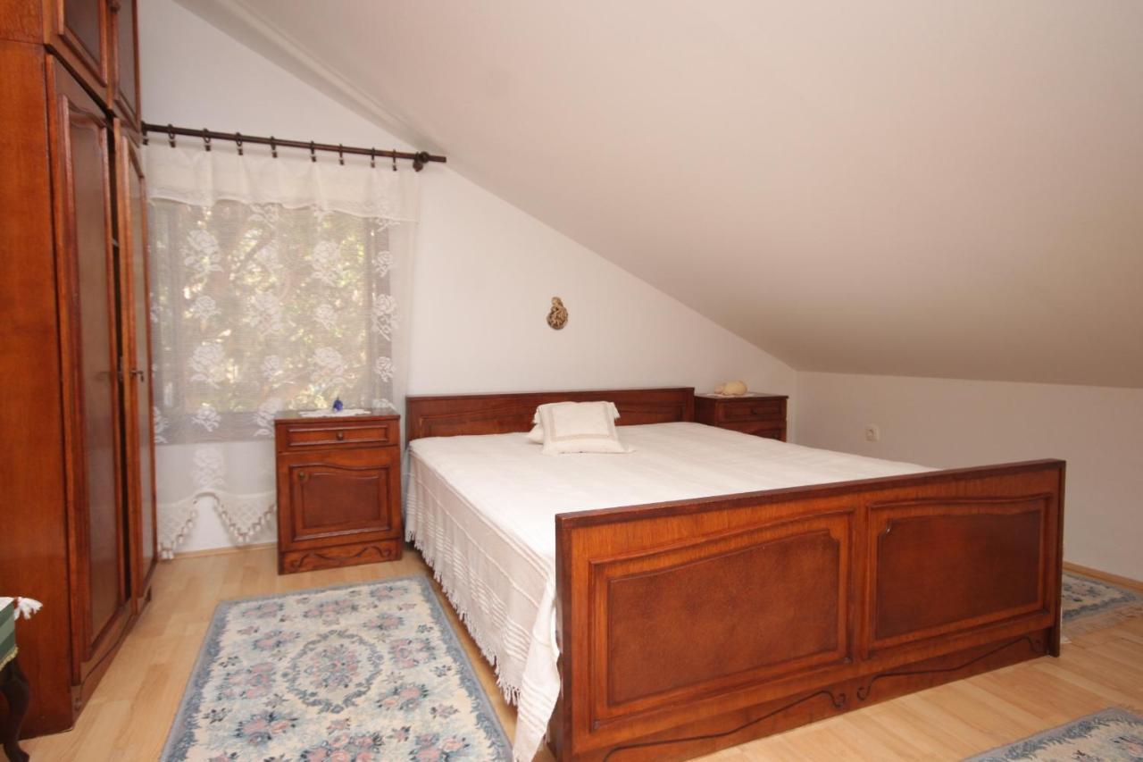 Apartments And Rooms With Parking Space Cunski, Losinj - 2498 외부 사진