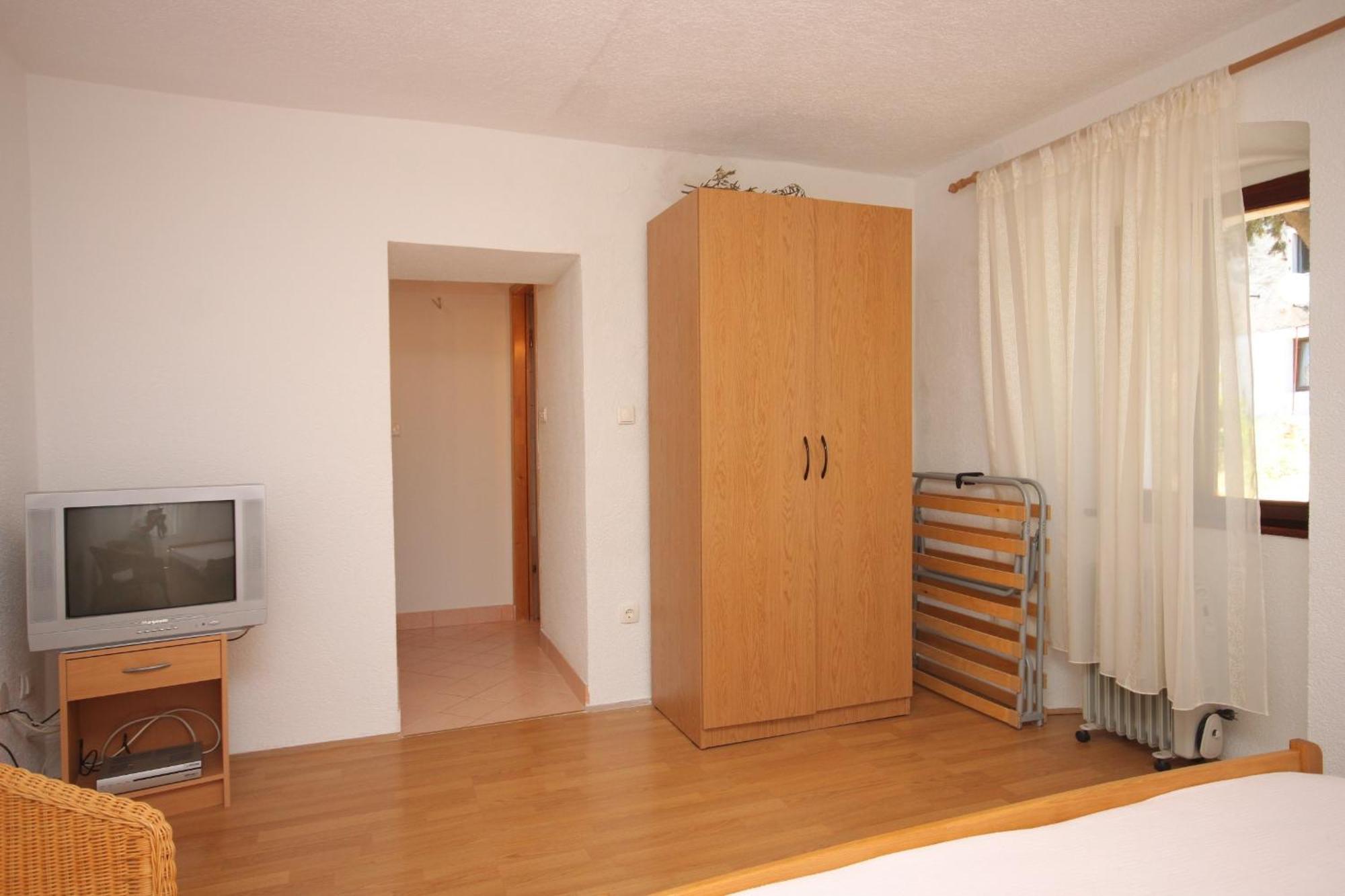 Apartments And Rooms With Parking Space Cunski, Losinj - 2498 객실 사진